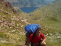 De espaldas al lago Certascan